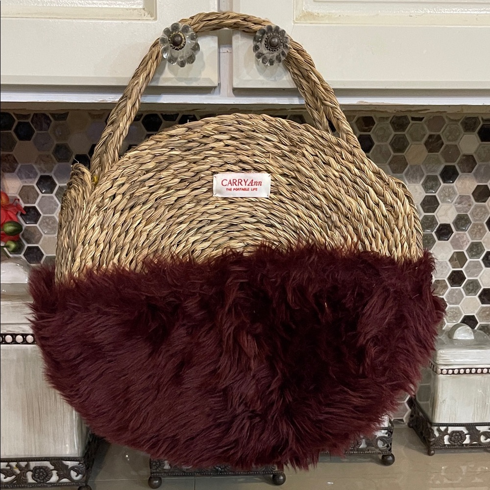 Vintage Carry Ann woven shoulder bag